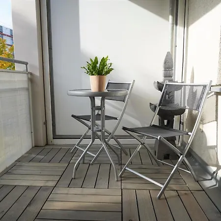Komfortables Und Ruhiges Airport In Berlin Sxf Appartement *